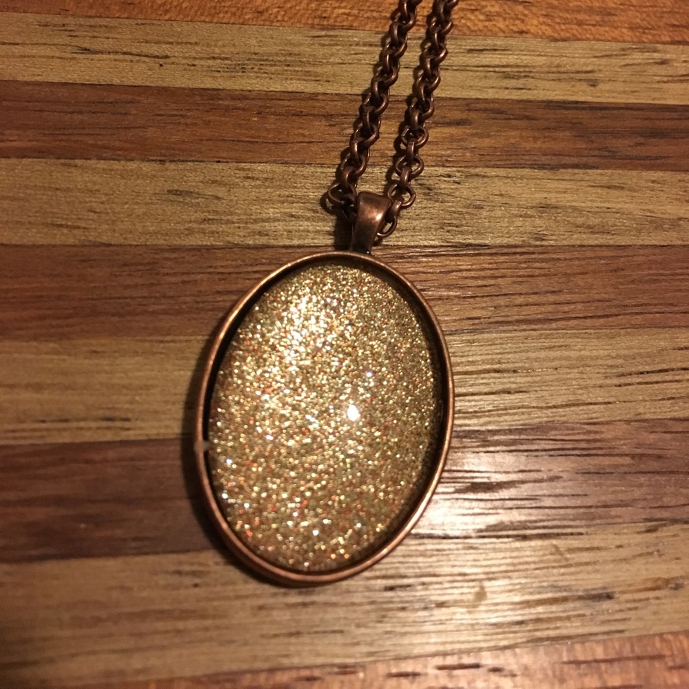 Golden Oval Pendant Necklace